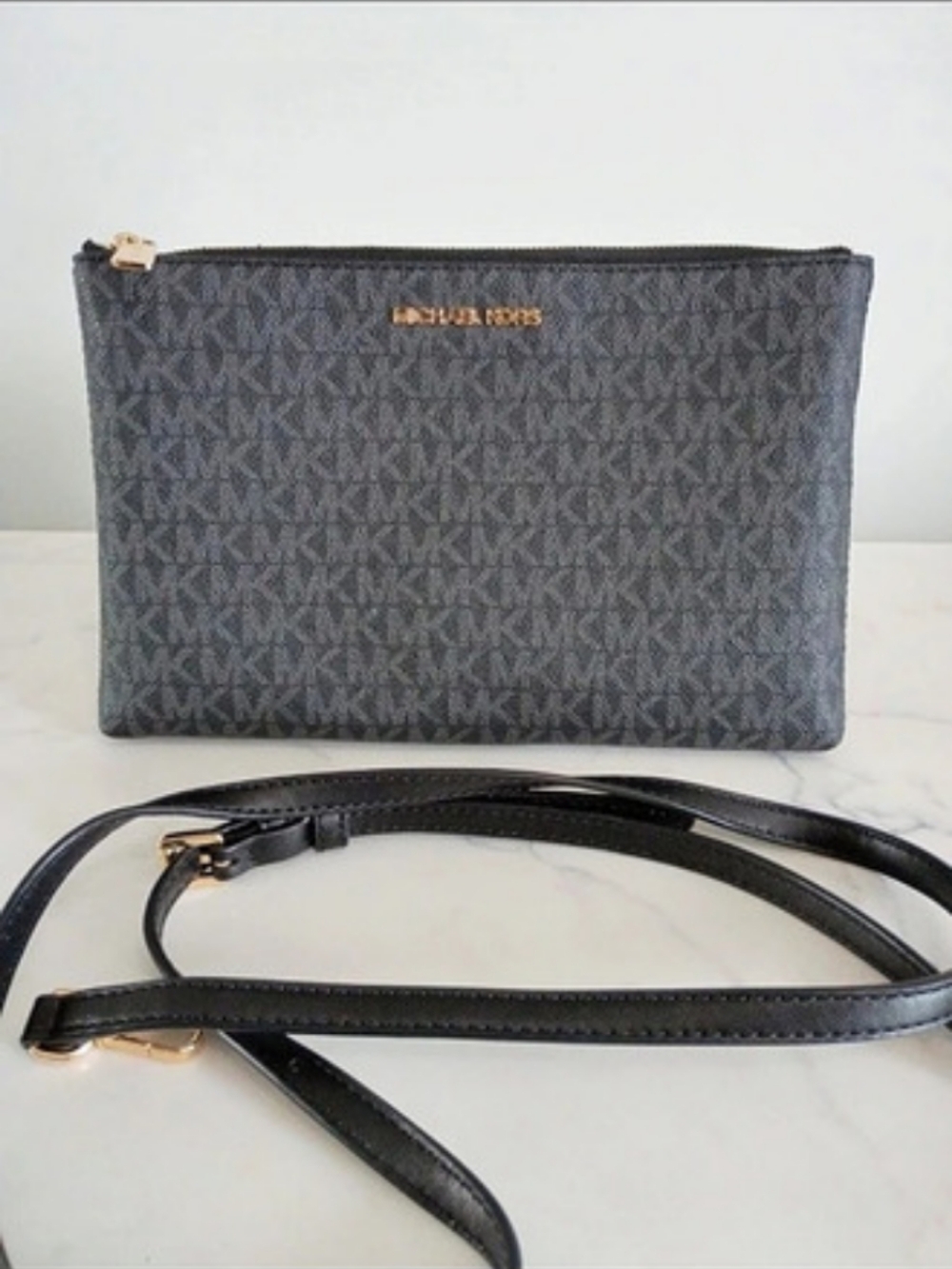 Michael Kors Jet Set Large East West Crossbody Monogram Crossbody Bag in Black &